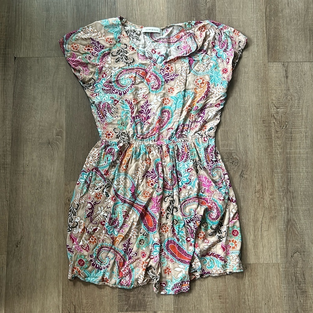 Glam & Fame summer dress size medium paisley print